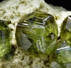 Cristaux d'andradite