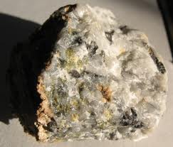 Sinhalite